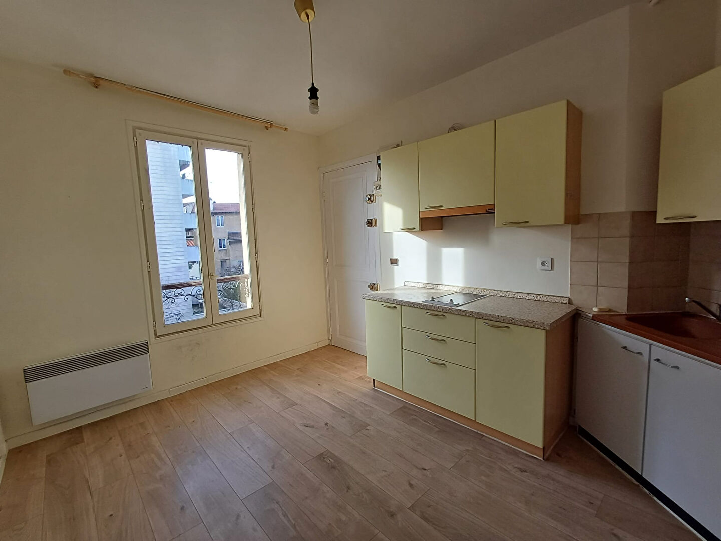 APPARTEMENT ARCUEIL 2 PIECES 22.74 m